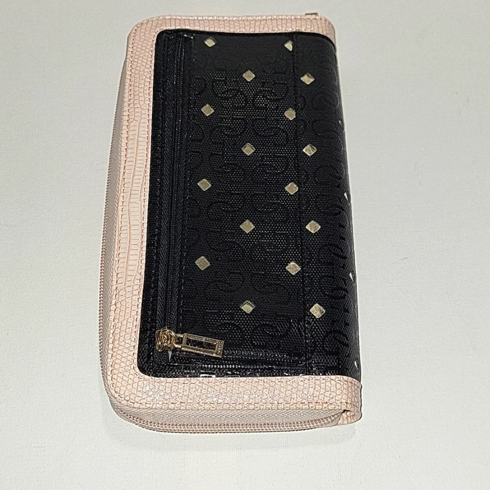 GUESS wallet in pink & black NWOT